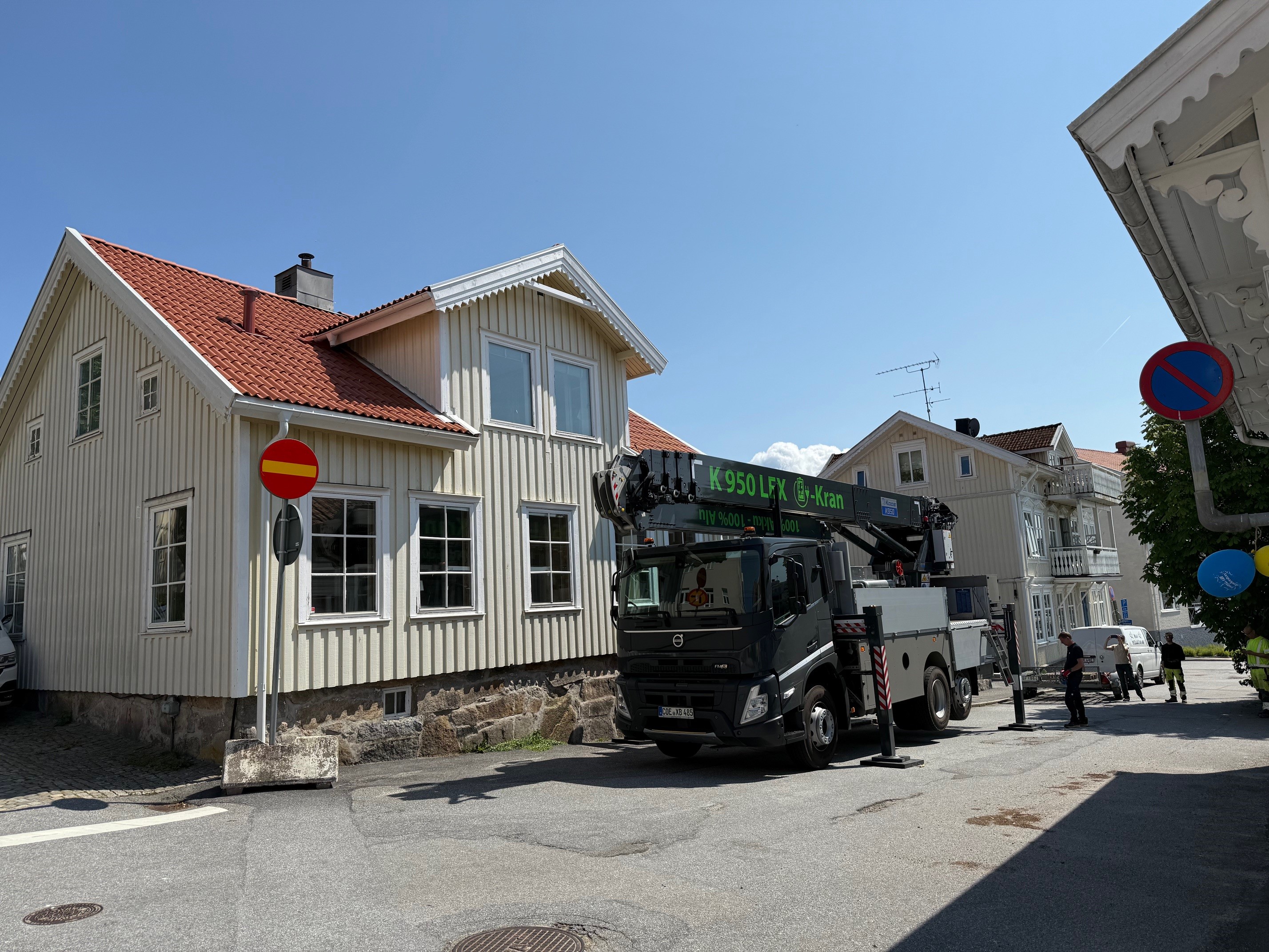 K950 LEX från Klaas Två Klaas K2500 utanför Edins Kranar i Järfälla.